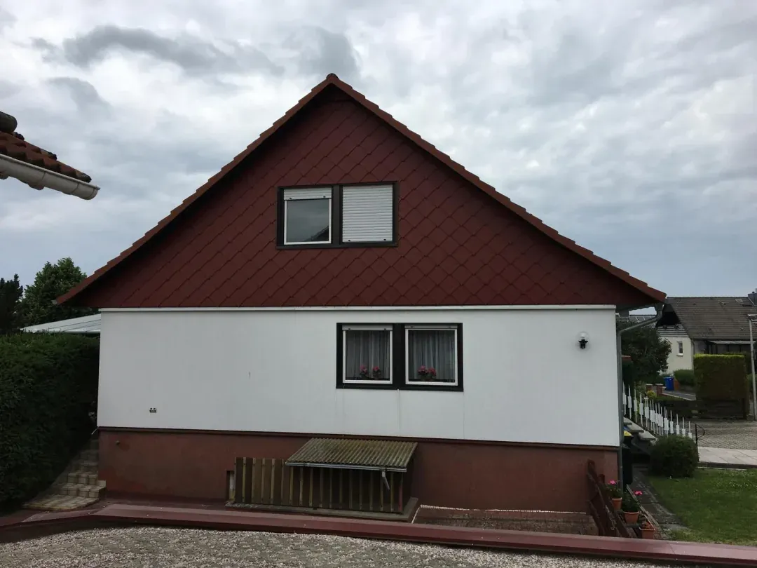 Giebel & Vordach in Homberg